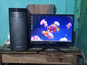 Desktop Computer 4GB Intel Core i3 HDD 500GB