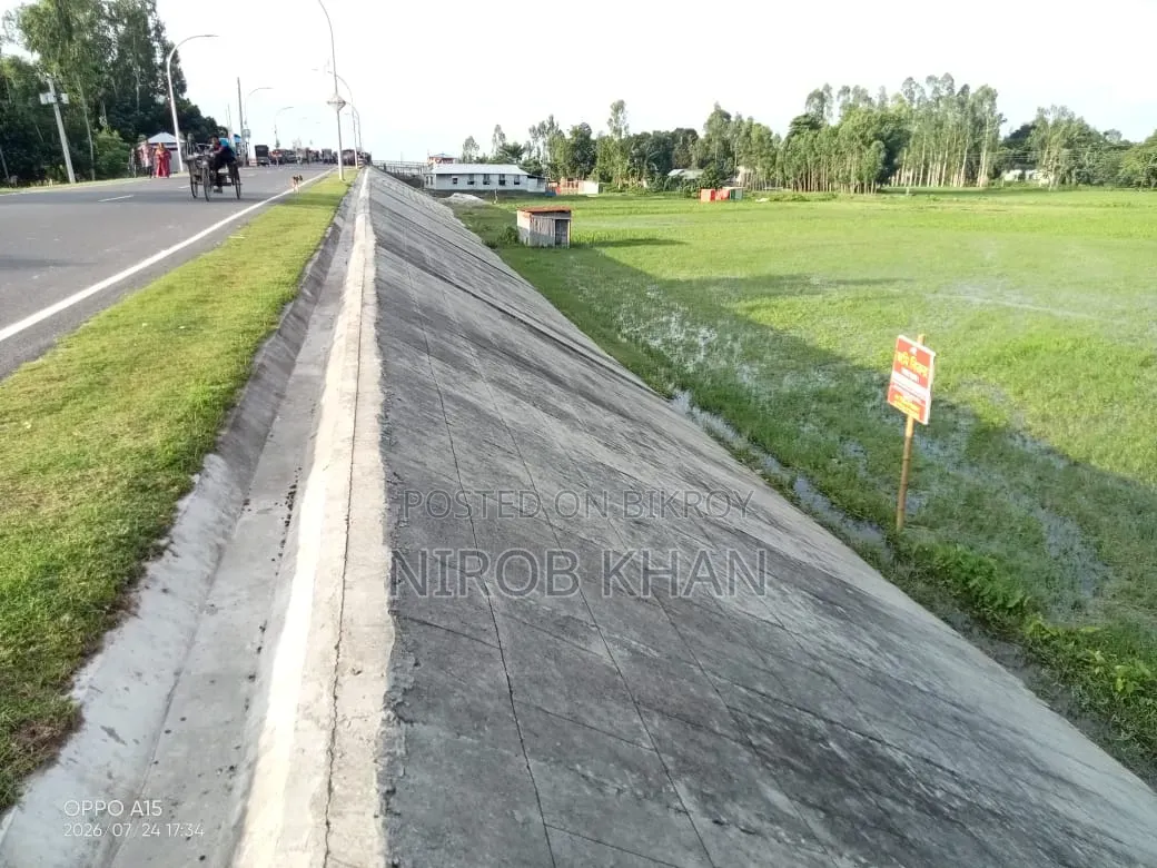 Land for sale. Address: Union: Chandipur, Thana: Sundarganj, District: Gaibandha