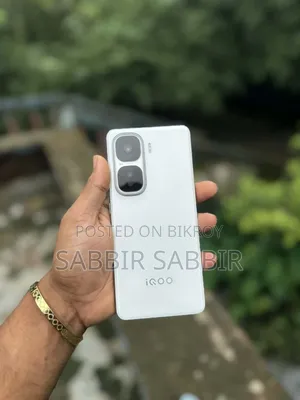 ভিভো আইকিউওও ১০ ২৫৬ জিবি সাদা