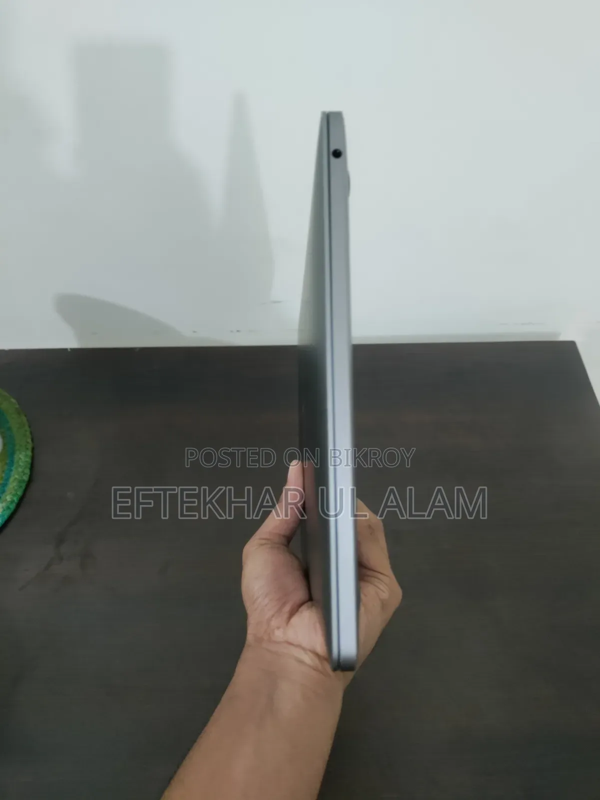 Laptop Apple MacBook Pro 2017 8GB Intel Core i5 SSD 256GB