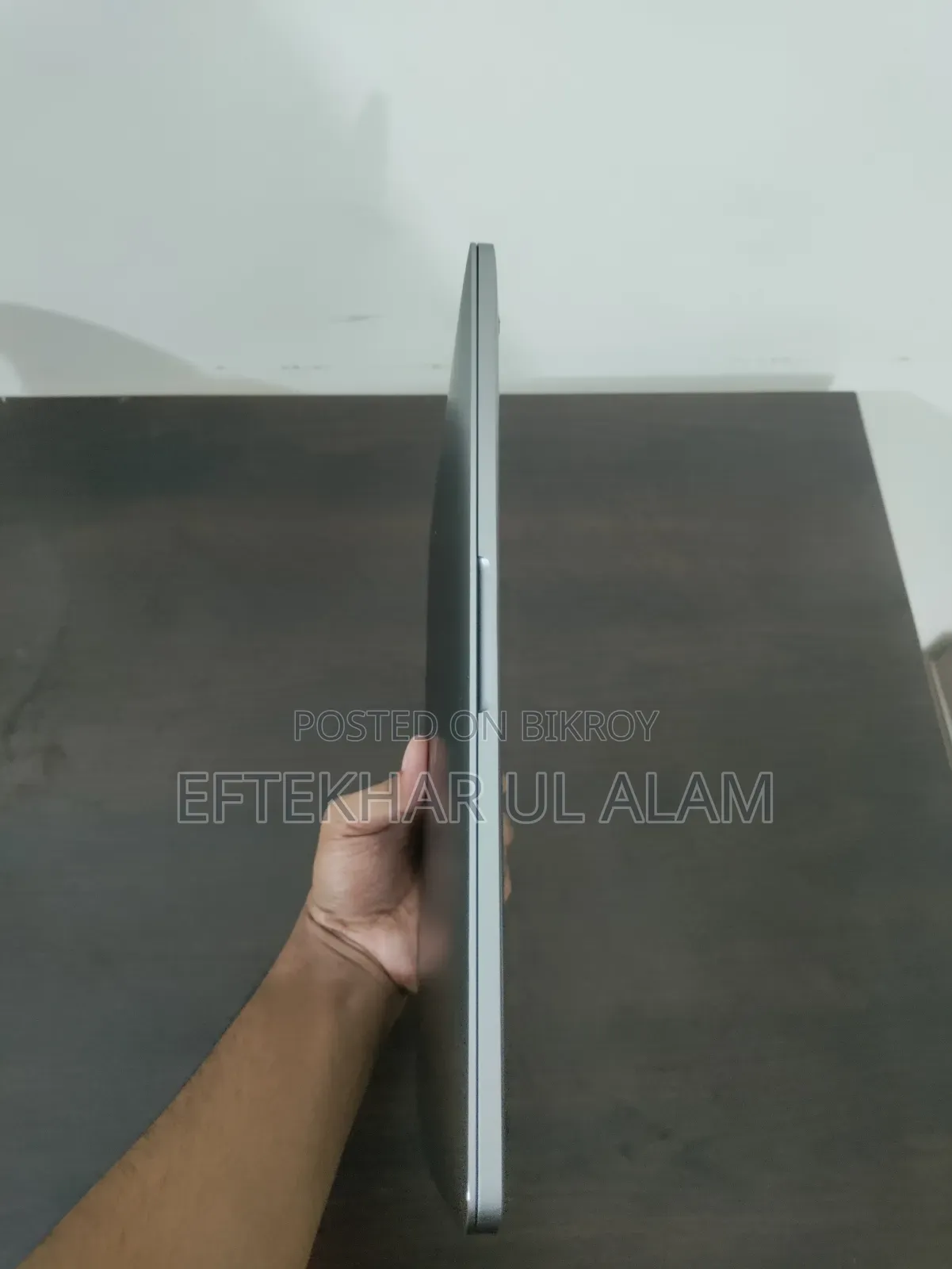 Laptop Apple MacBook Pro 2017 8GB Intel Core i5 SSD 256GB
