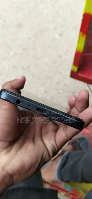 ওপ্পো এ৩ ১২৮ জিবি ব্ল্যাক
