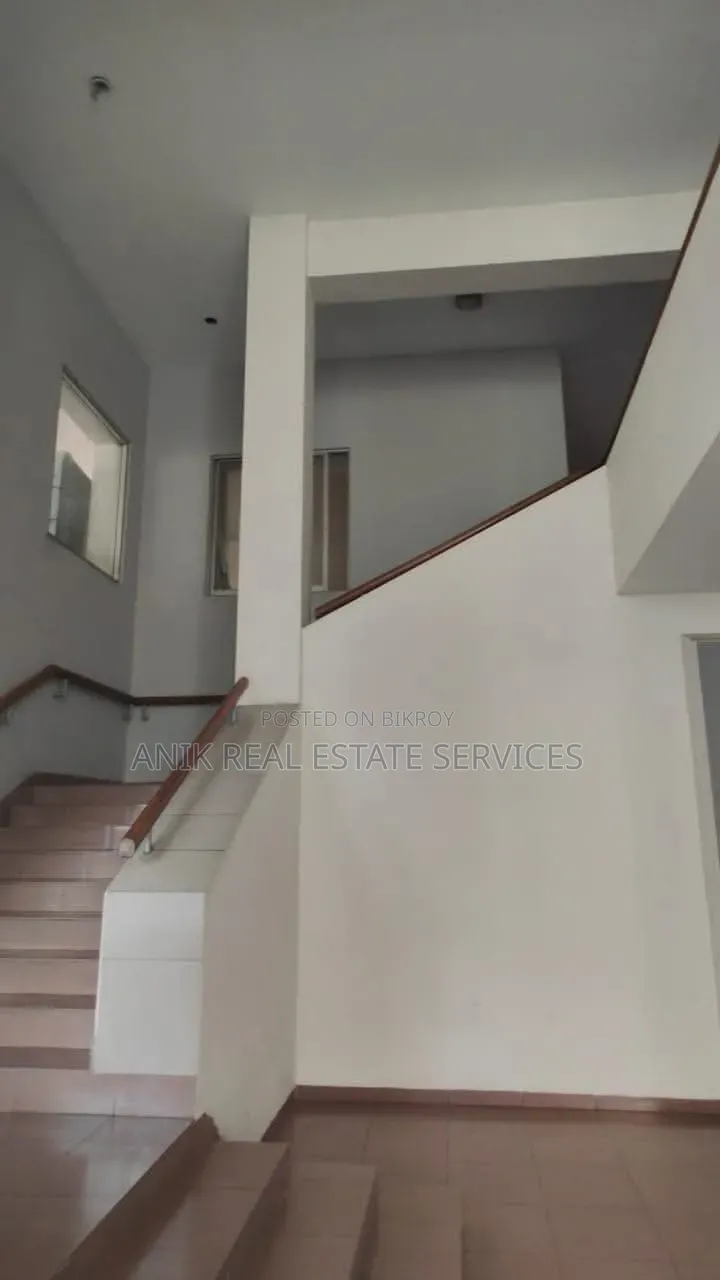 4 Bedroom Apartment in Anik Real Estate, Gulshan for Rent