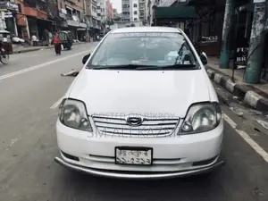 Toyota Corolla 2001 White
