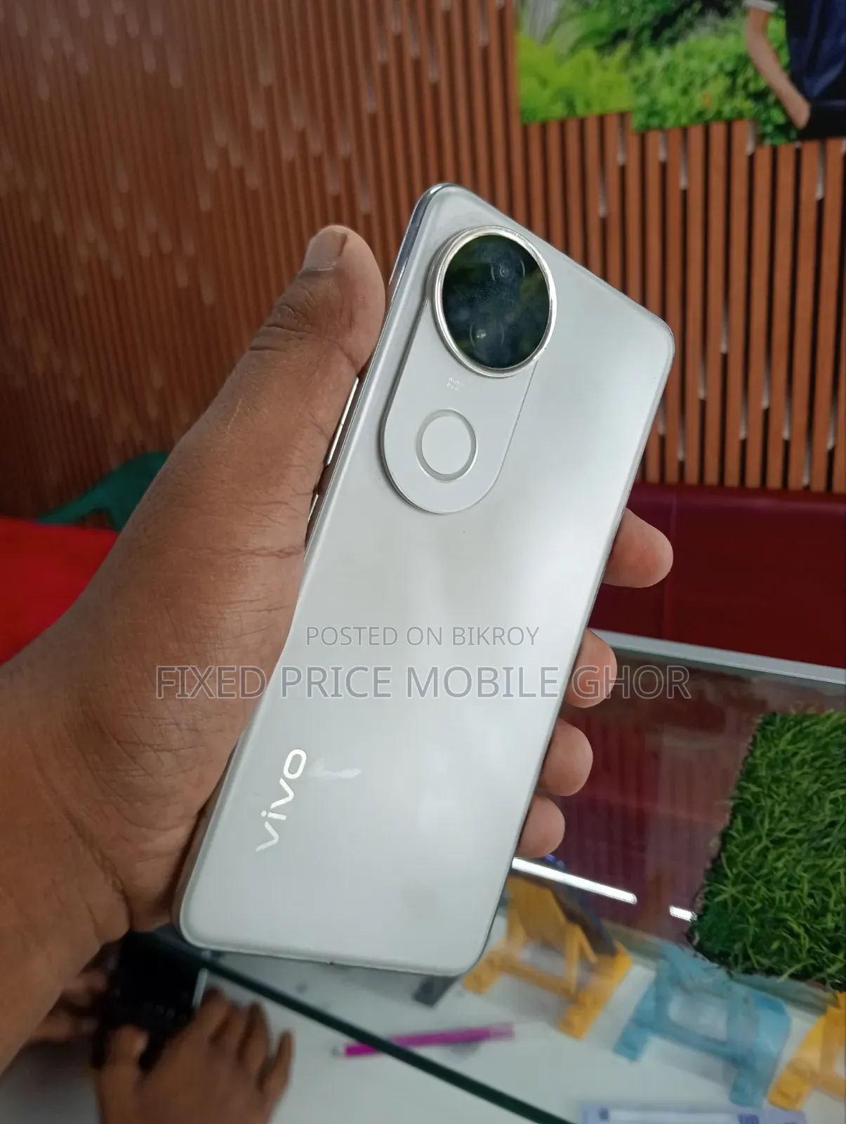 Vivo V50e 128 GB Gray