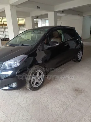 Toyota Vitz 2012 Black