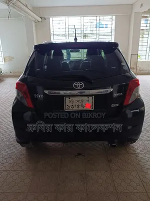টয়োটা ভিটজ ২০১২ কালো