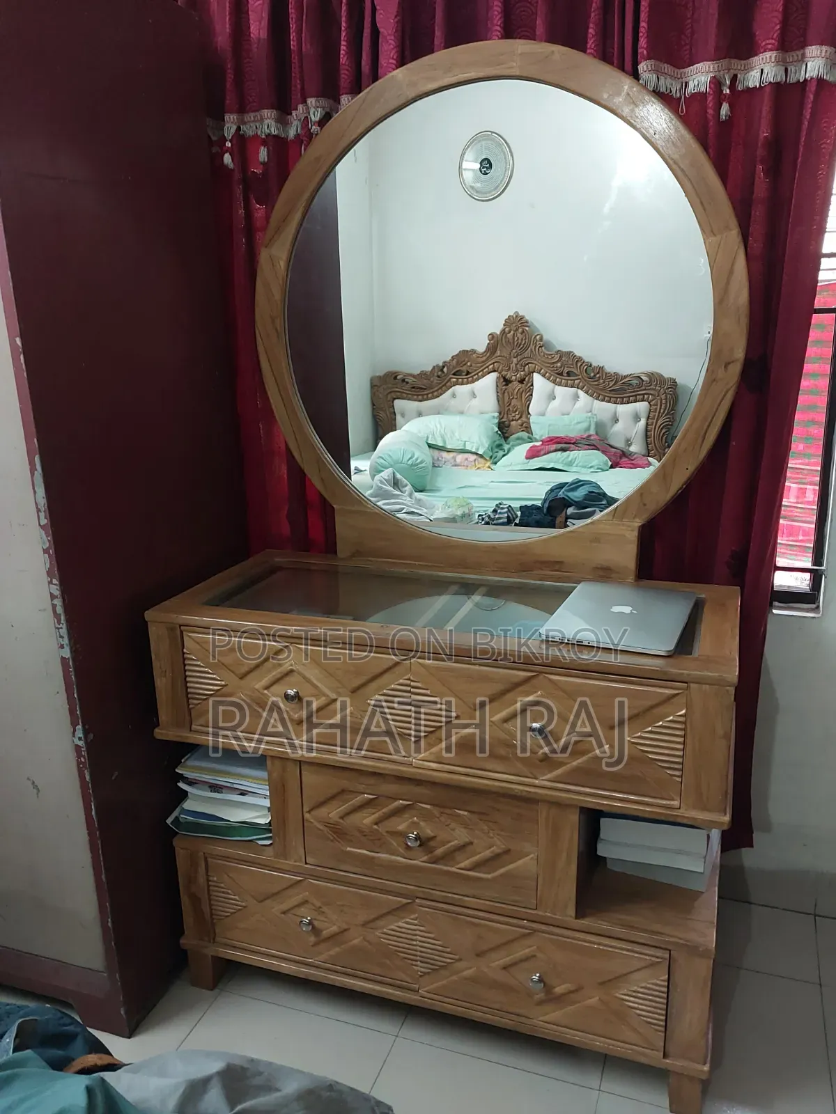 বিক্রি হবে – ১০০% সেগুন কাঠের ড্রেসিং টেবিল