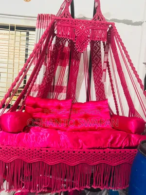 দোলনা টা একদম নতুন ৯ মাস হয়েছে
