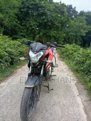 Bajaj Pulsar NS 160 2022 Red