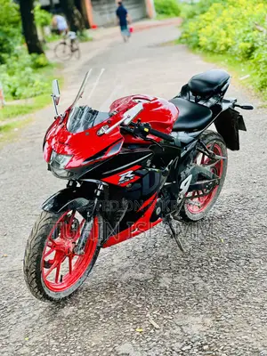Suzuki GS 2021 Red