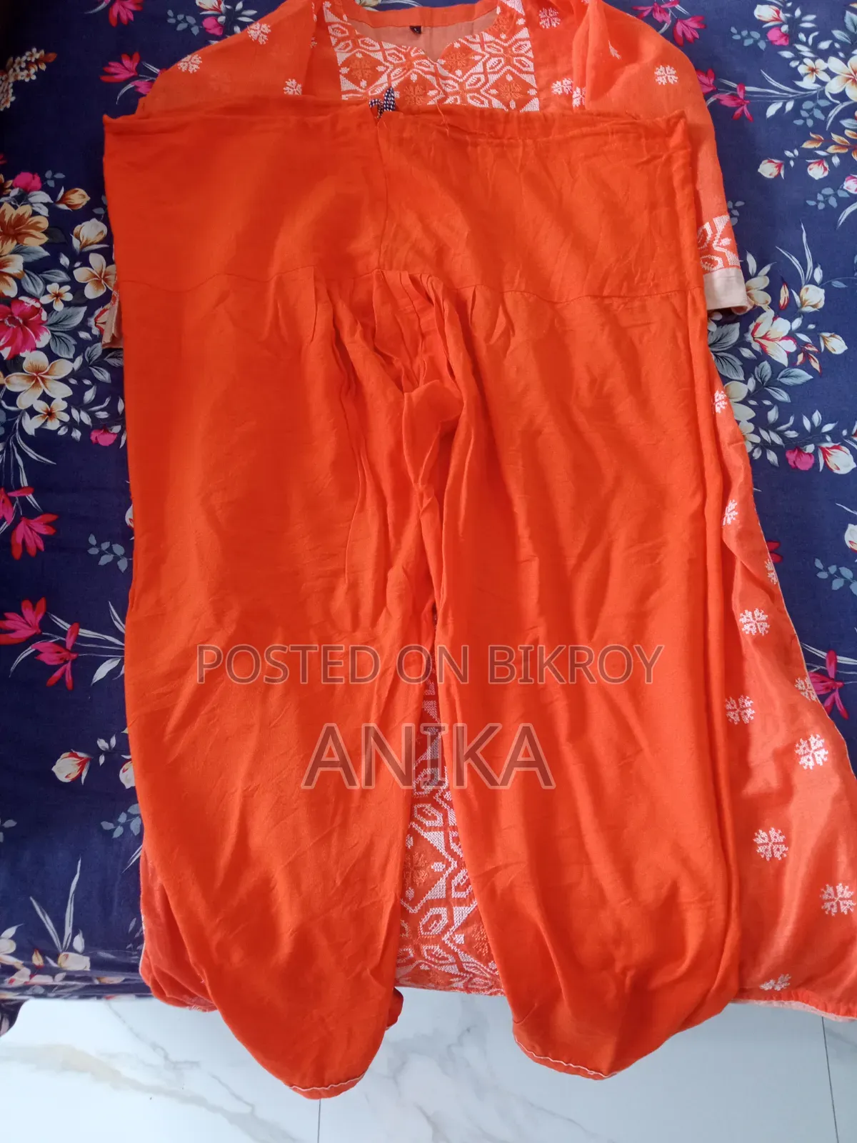 ২ পিস (সালোয়ার এবং কামিজ)