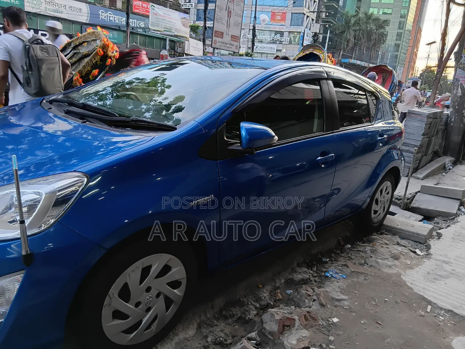 New Toyota Aqua 2016 Blue
