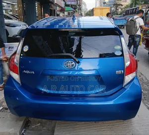 New Toyota Aqua 2016 Blue