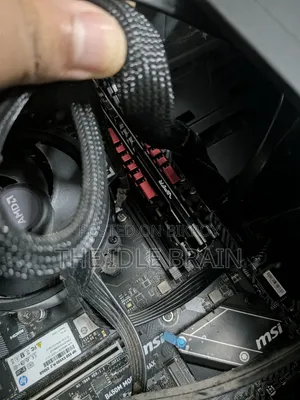 Desktop Computer MSI 24GB AMD Ryzen 5 HDD+SSD 750GB