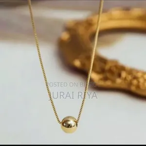 বল পেনডেন্ট