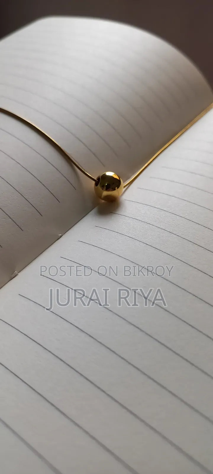 বল পেনডেন্ট