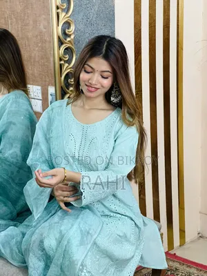 পাকিস্তানি অনুপ্রাণিত থ্রি পিস কালেকশন