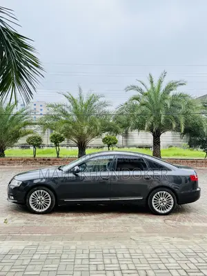 অডি এ৬ ২০১০ গ্রে