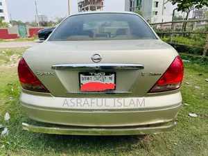 Nissan Sunny B15 Sedan 1.5 2004 Gold