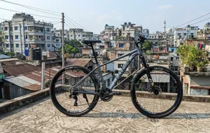 Falcon Thunderbird 27.5 ; Speed 27 ; Oil Break