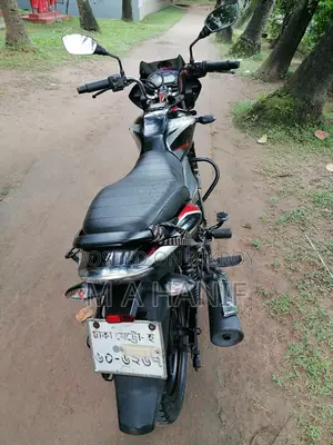 বাজাজ ডিসকভার ১২৫ ২০১৯ লাল