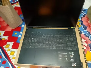 Laptop Asus TUF Gaming A16 16GB AMD Ryzen 5 SSD 512GB