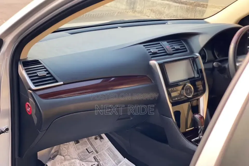 Toyota Allion 2019 Silver