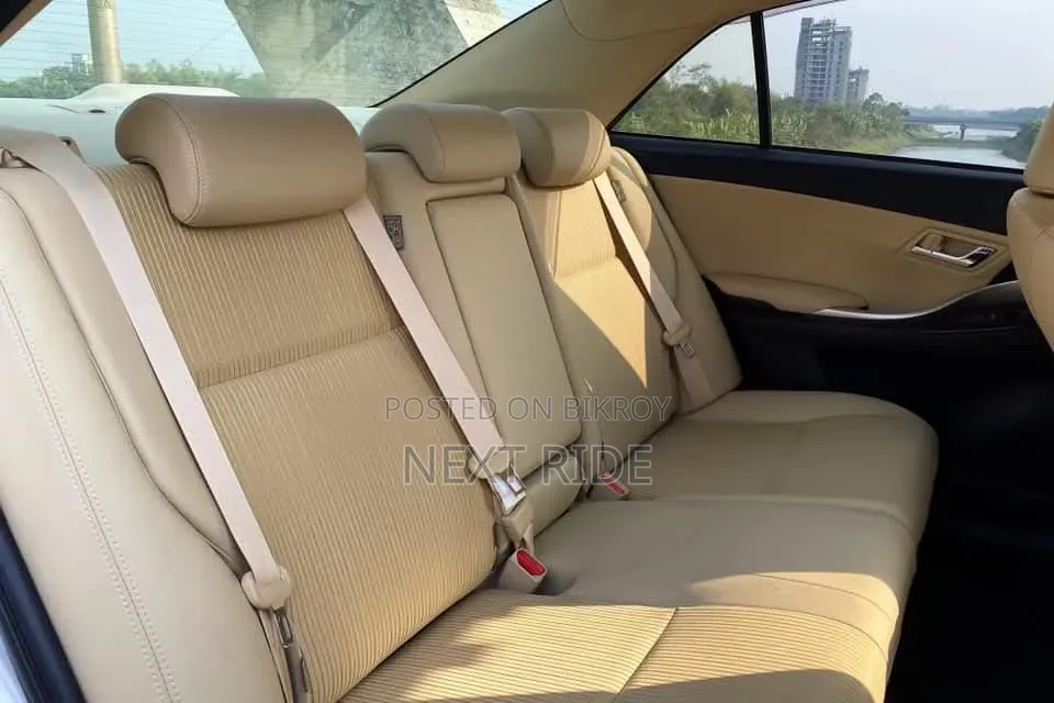 Toyota Allion 2019 Silver