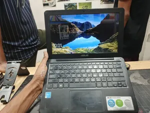 ল্যাপটপ আসুস ২জিবি ইন্টেল সেলরন এইচডিডি+এসএসডি ১টিবি
