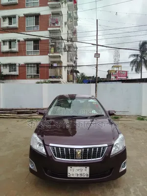 Toyota Premio 2012 Maroon