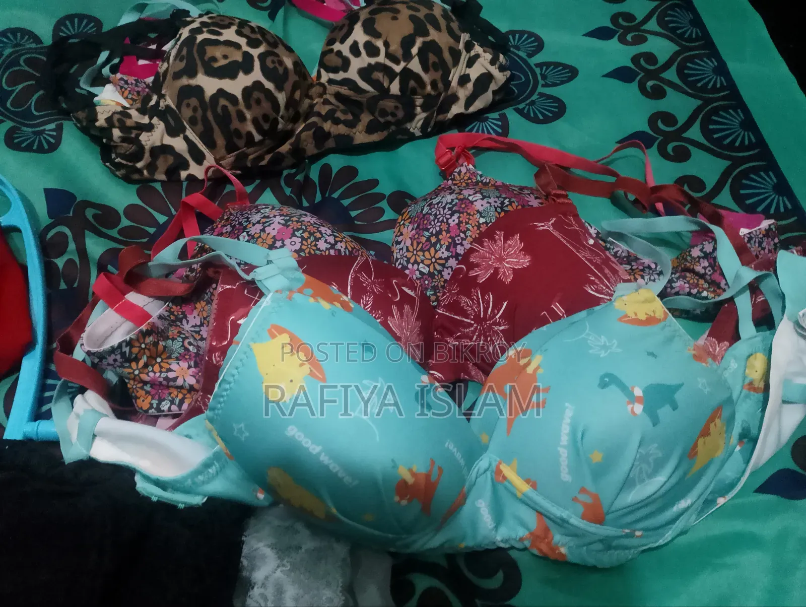 লেডিস কালেকশন