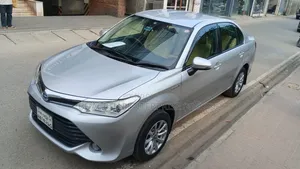 Toyota Axio 1.5 Hybrid 2Wheel Drive 2015 Silver