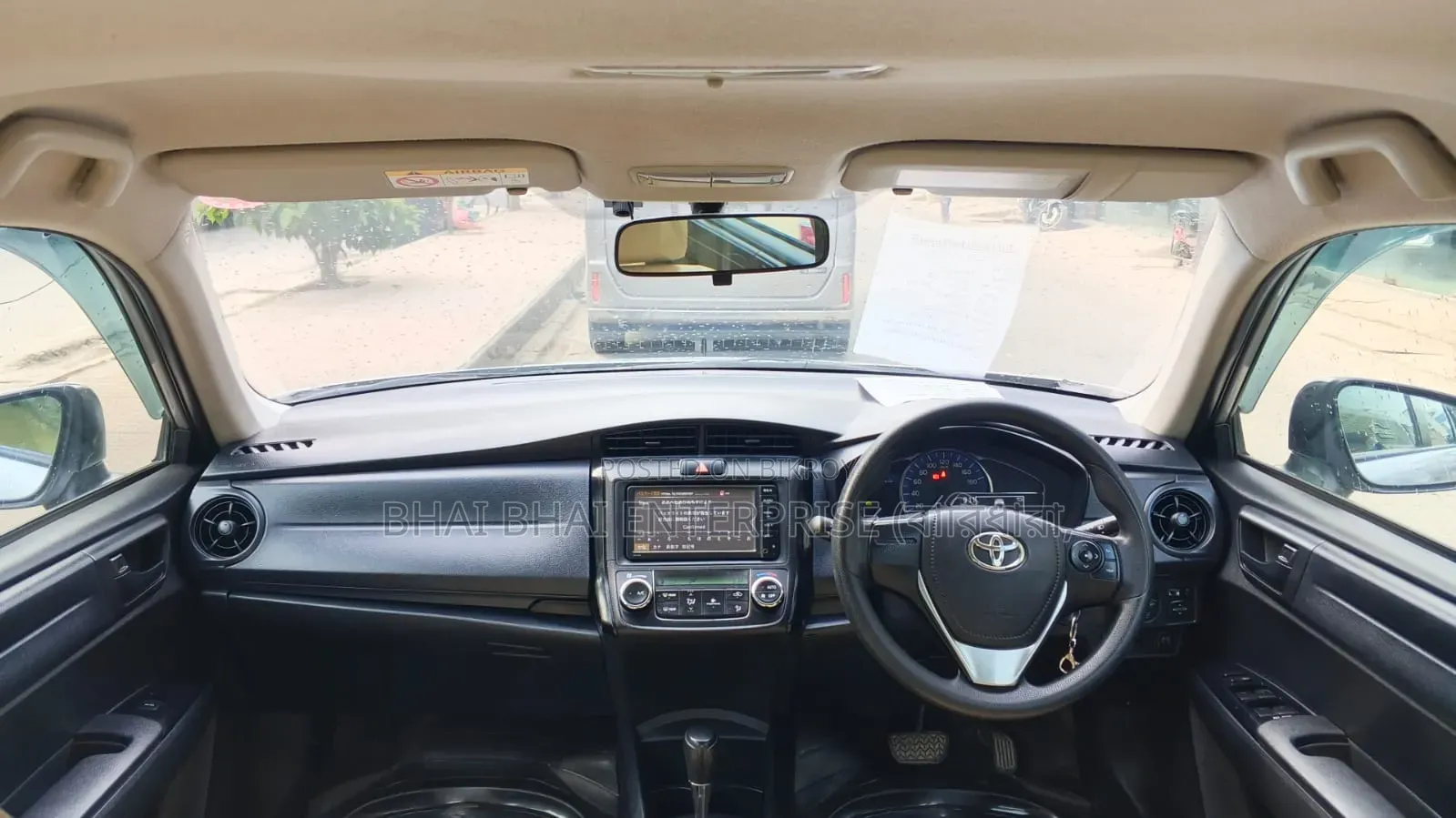 Toyota Axio 1.5 Hybrid 2Wheel Drive 2015 Silver