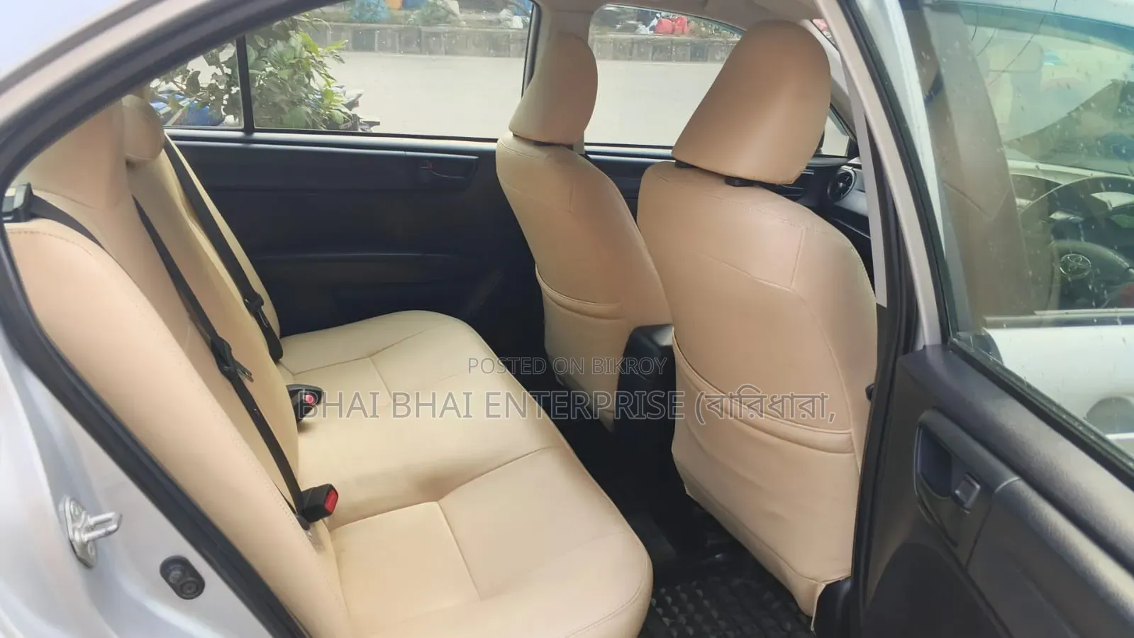Toyota Axio 1.5 Hybrid 2Wheel Drive 2015 Silver