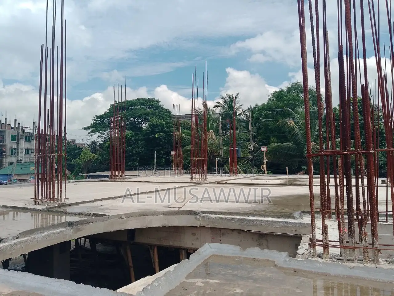 ঢাকার উত্তরার আল-মুসাউইর-এ ৩ বেডরুমের অ্যাপার্টমেন্ট বিক্রয়