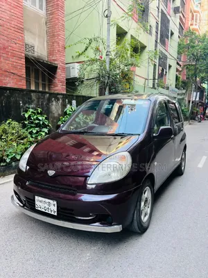 Toyota Fun Cargo 2000