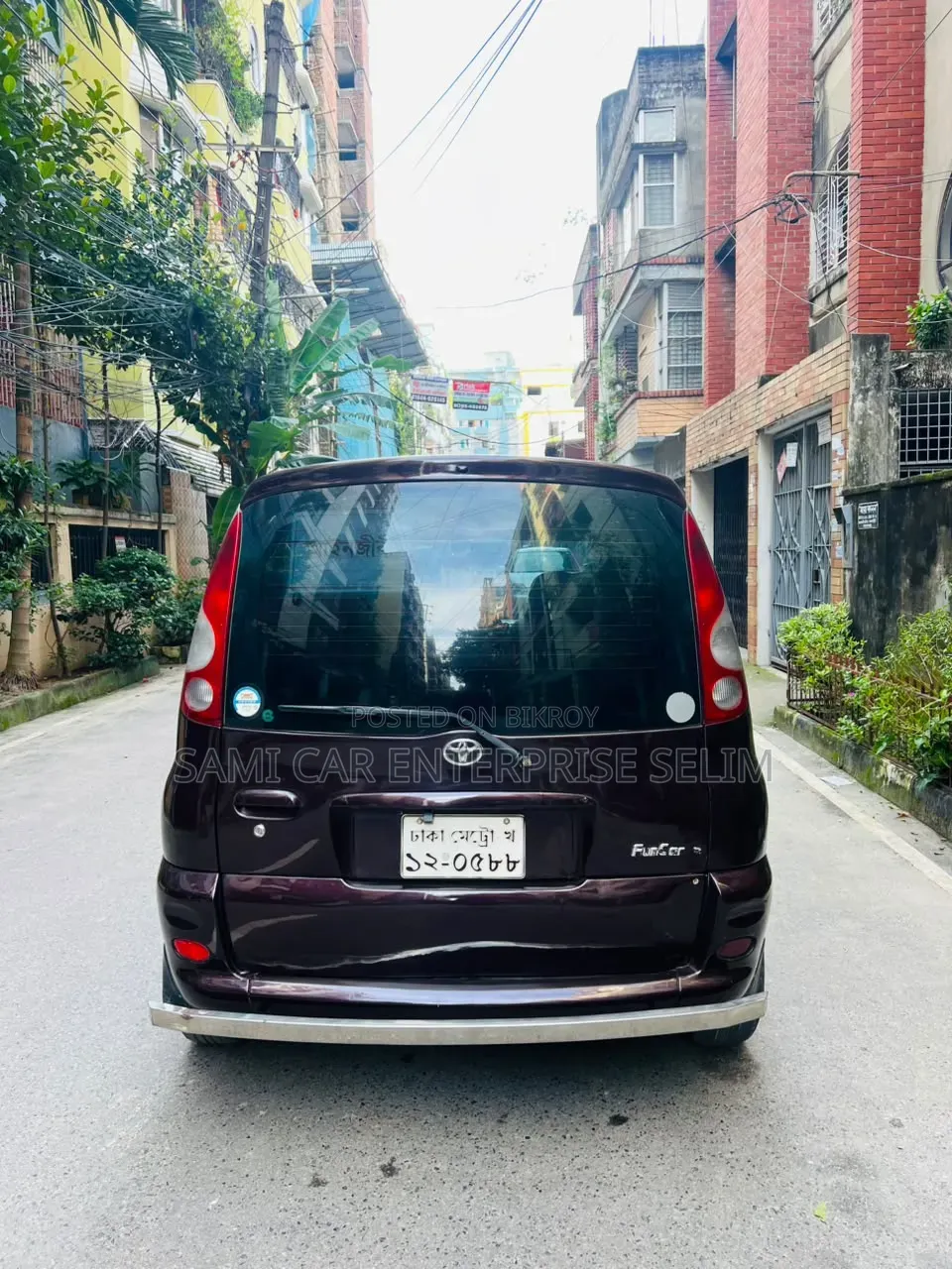 Toyota Fun Cargo 2000