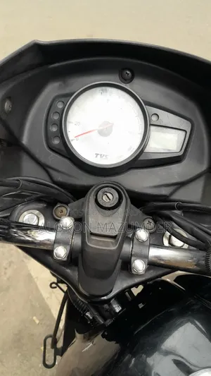 টিভিএস মেট্রো প্লাস ২০২১ রেড
