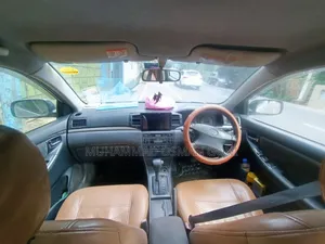 Toyota Corolla 2004 Silver