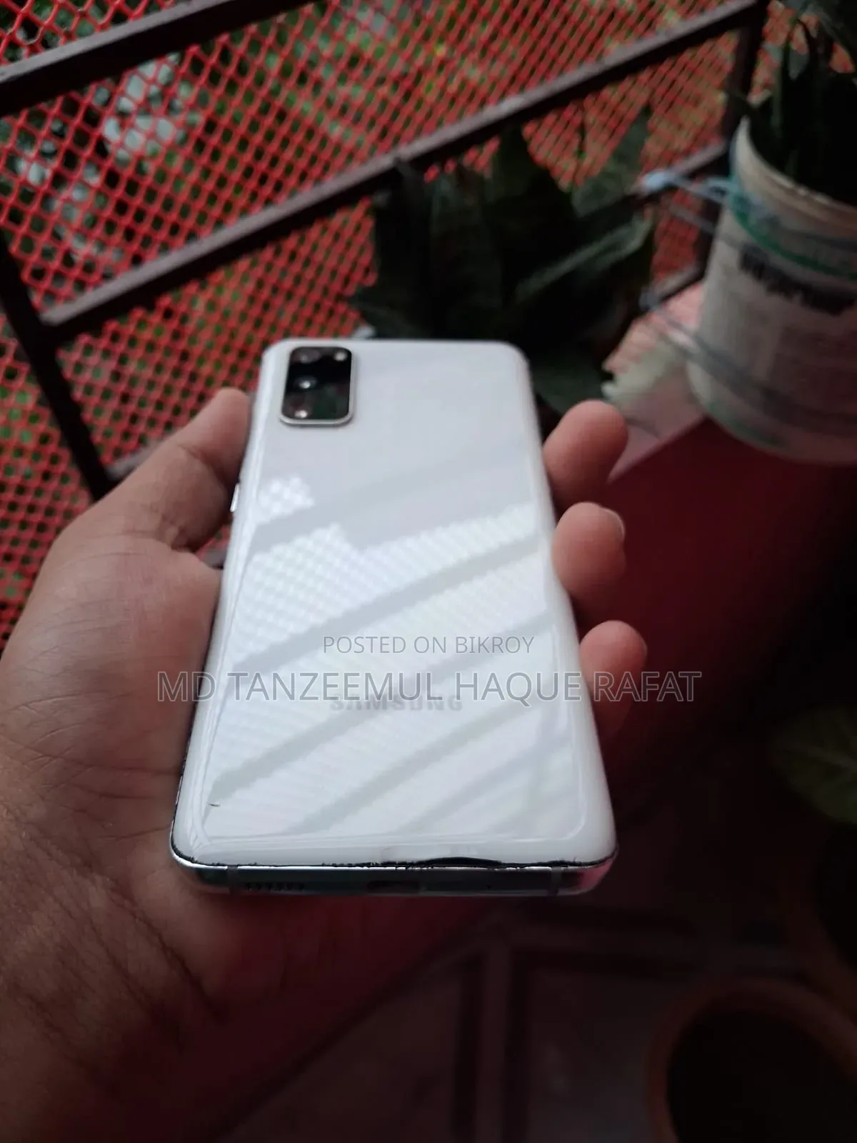 স্যামসাং গ্যালাক্সি এস২০ ১২৮ জিবি হোয়াইট