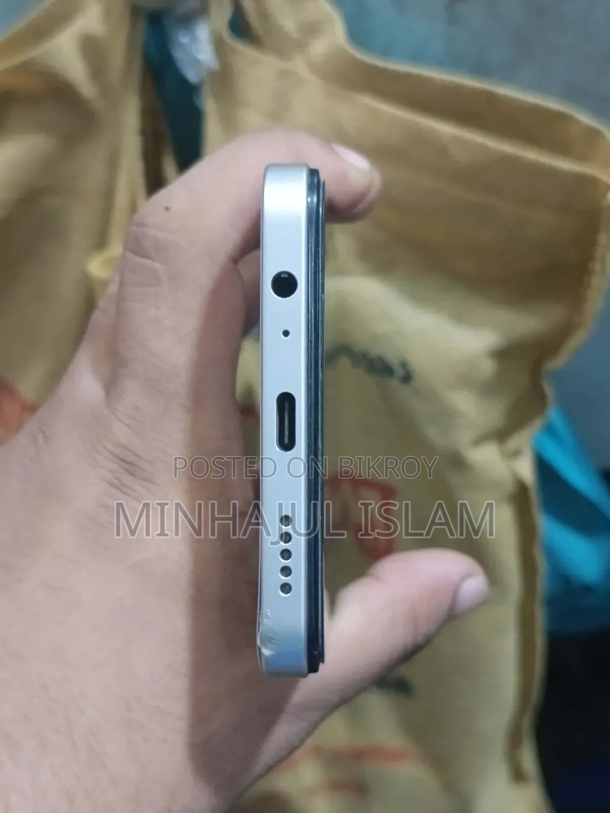 Vivo Y19s Pro 128 GB White