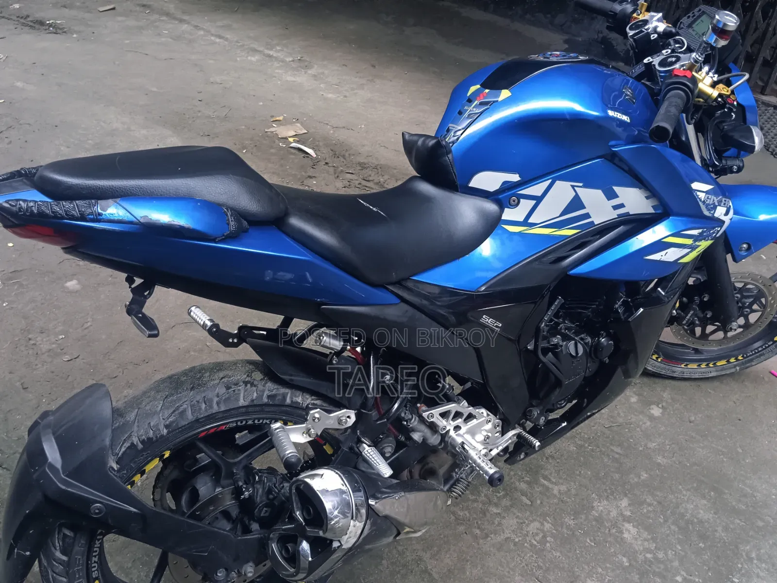 সুজুকি জিক্সার ২০২২ ব্লু