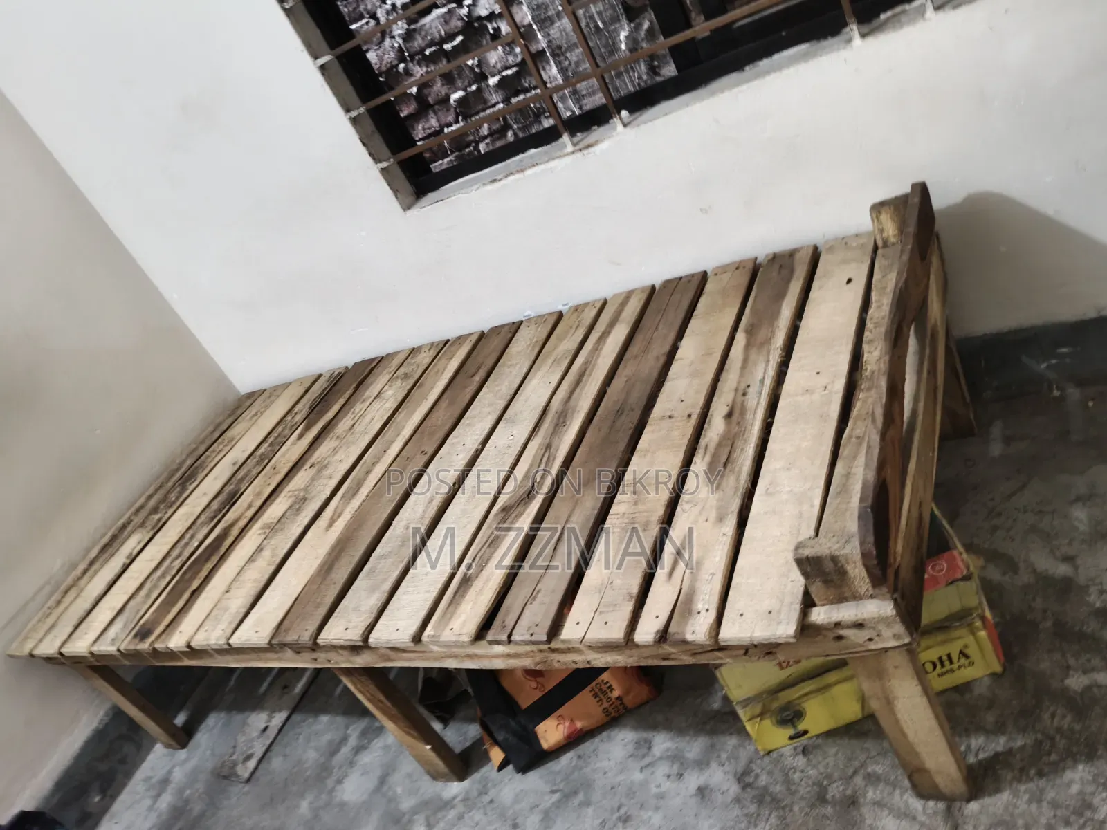 Bed-Wooden Chowki