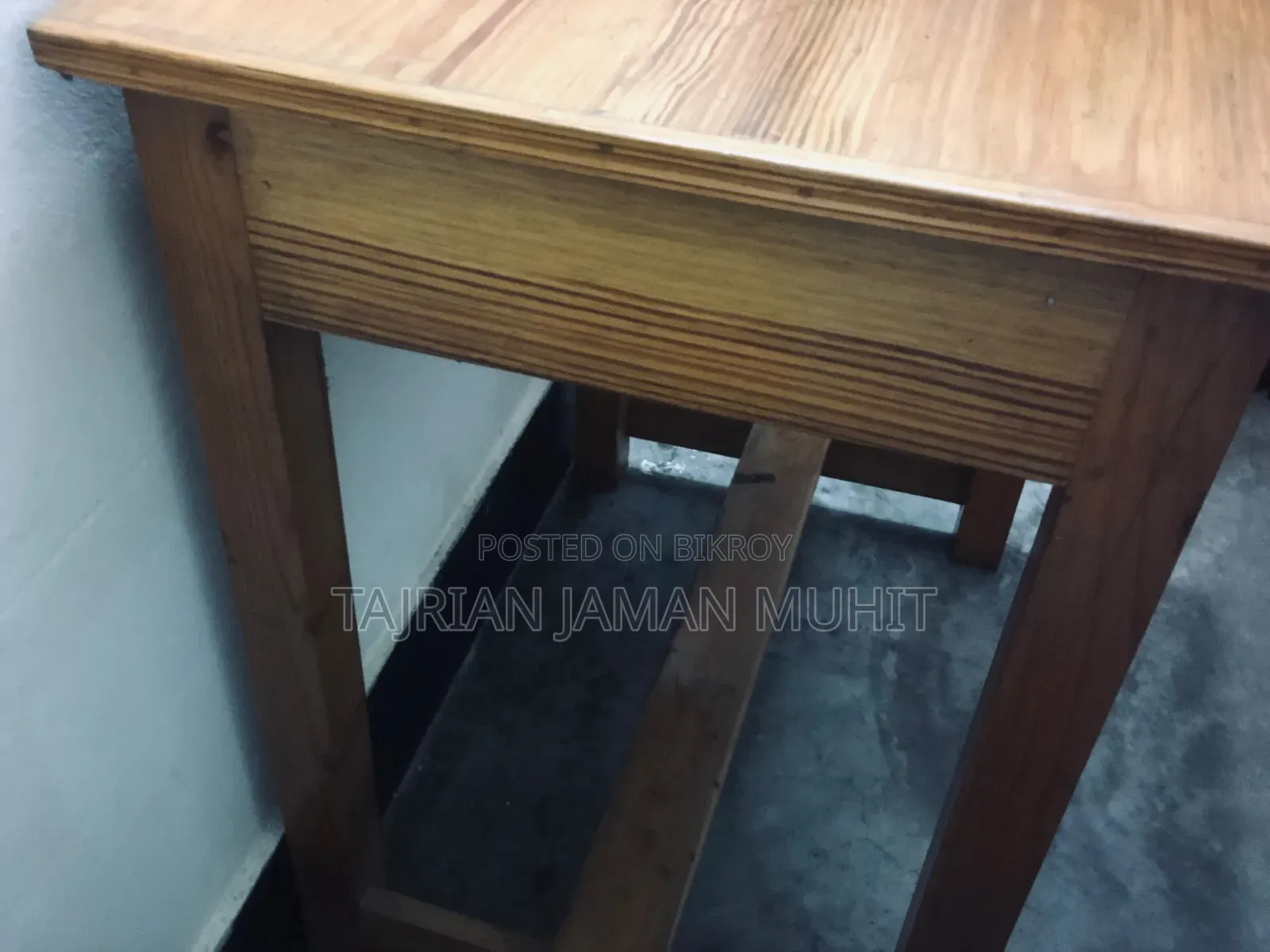 চেয়ারসহ পড়ার টেবিল