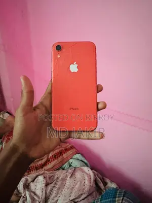 Apple iPhone XR 64 GB Red
