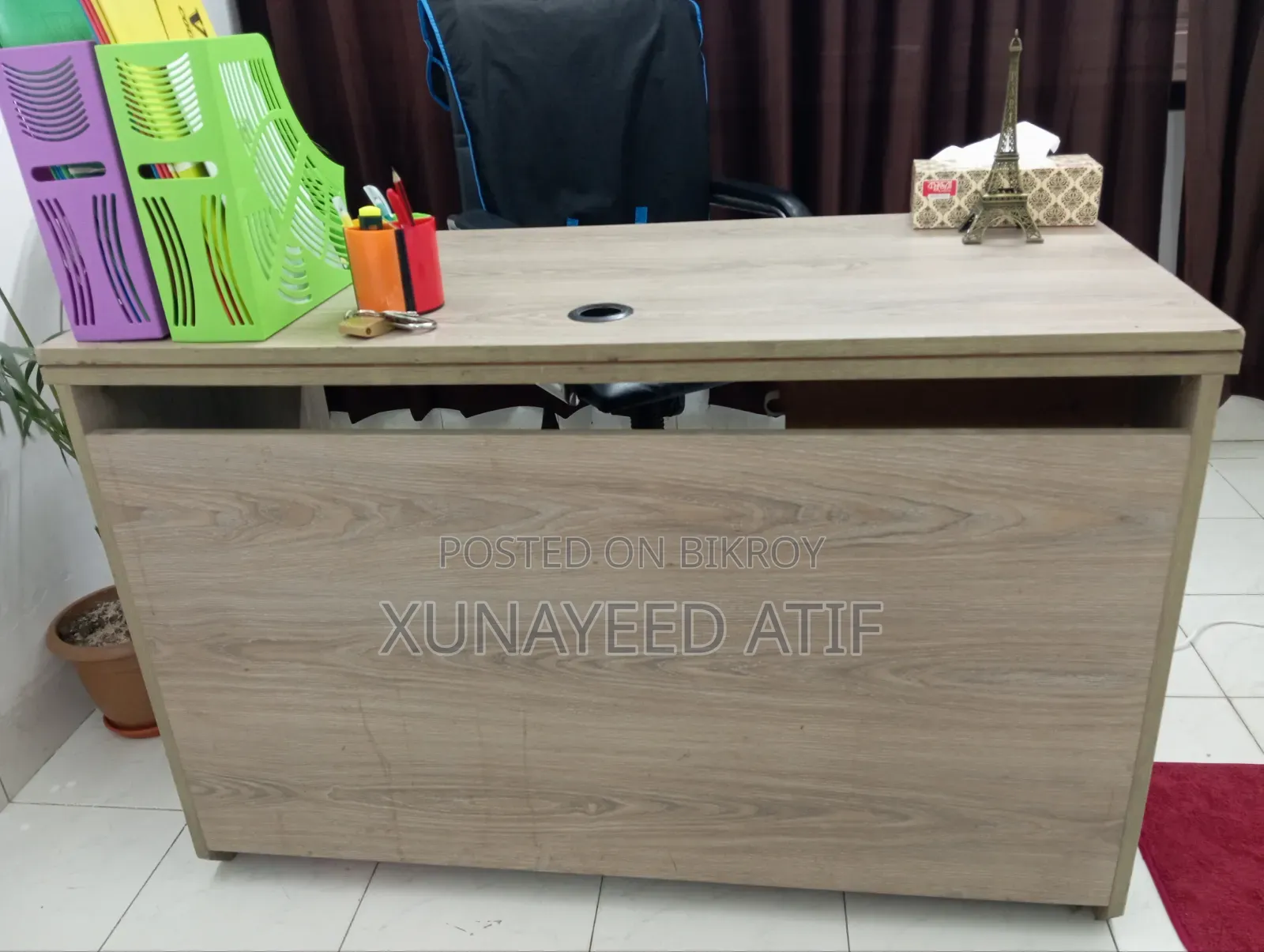 Sofa, table, Chair