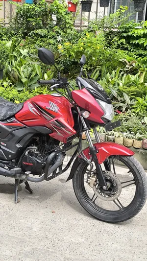 Honda CB 2023 Red