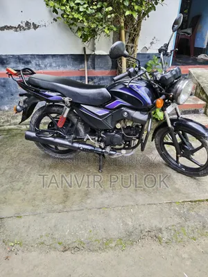 Mahindra Centuro 2016 Black