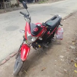 Suzuki Hayate 2017 Red
